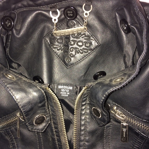Leather jacket - Picture 3 of 6